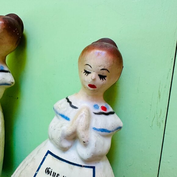 Vintage 60s Salt and Pepper Shakers Praying Girls Thanksgiving Decor Enseco - Picture 6 of 12